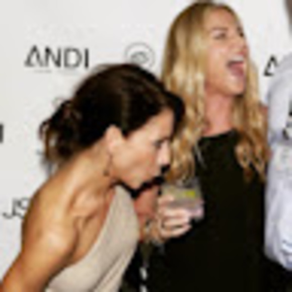 Meet your Posher, Tonia - Picture 1 of 1